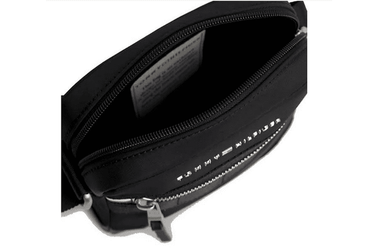 Tommy Hilfiger Mini Reporter Bag 4 Tommy Hilfiger Mini Reporter Bag 1