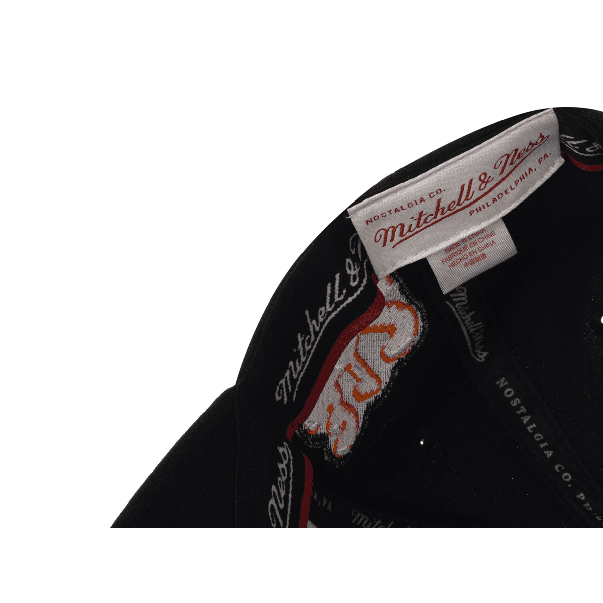 Mitchell & Ness NBA HWC Slap Sticker Classic Red Bulls Cap